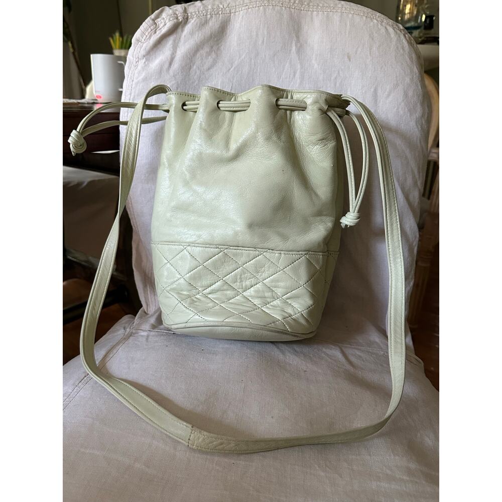 Vintage leather bucket bag crossbody quilted light green drawstring hobo pastel